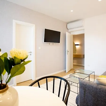 Apartament Floor Luxury Split